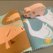 The Noisy Farmyard Rag Book1