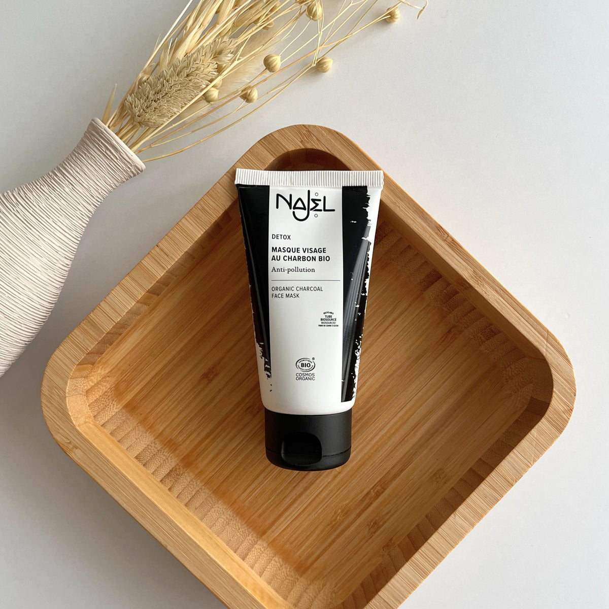 Organic Face Mask with Charcoal 75 ml