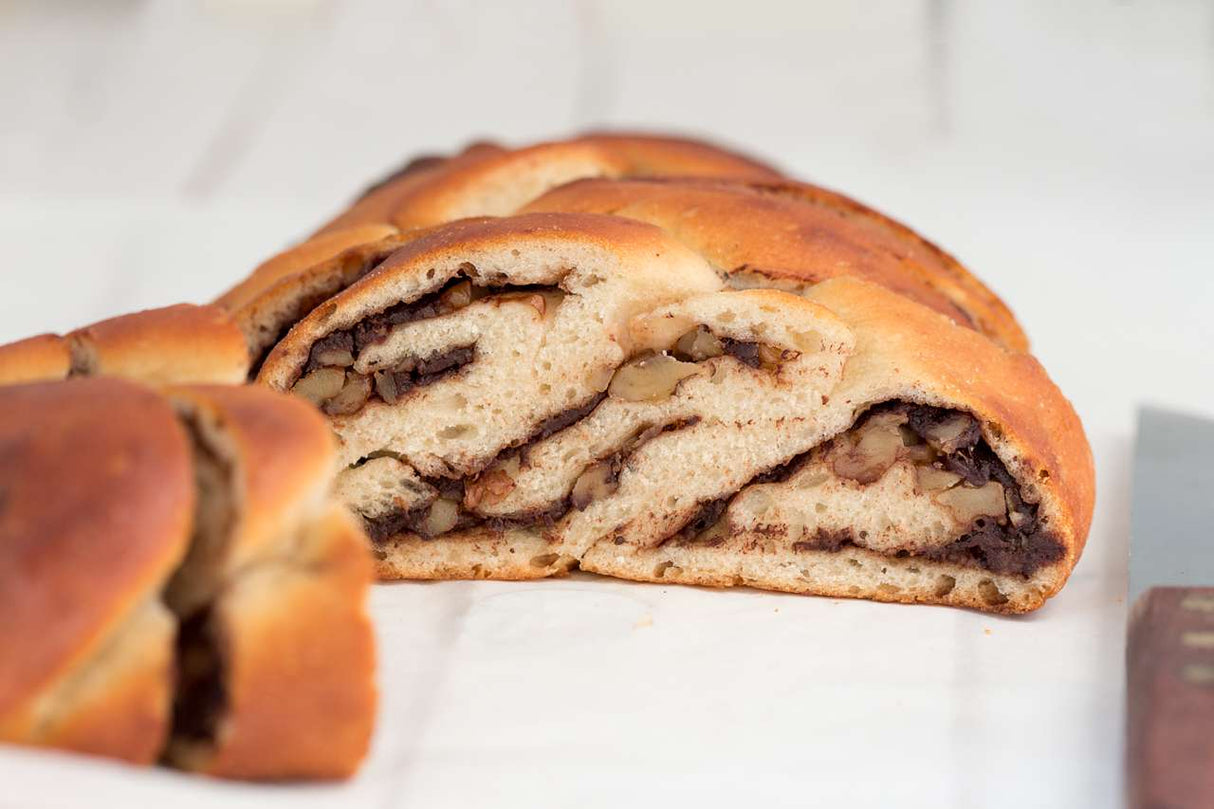 Nut Plait 600g